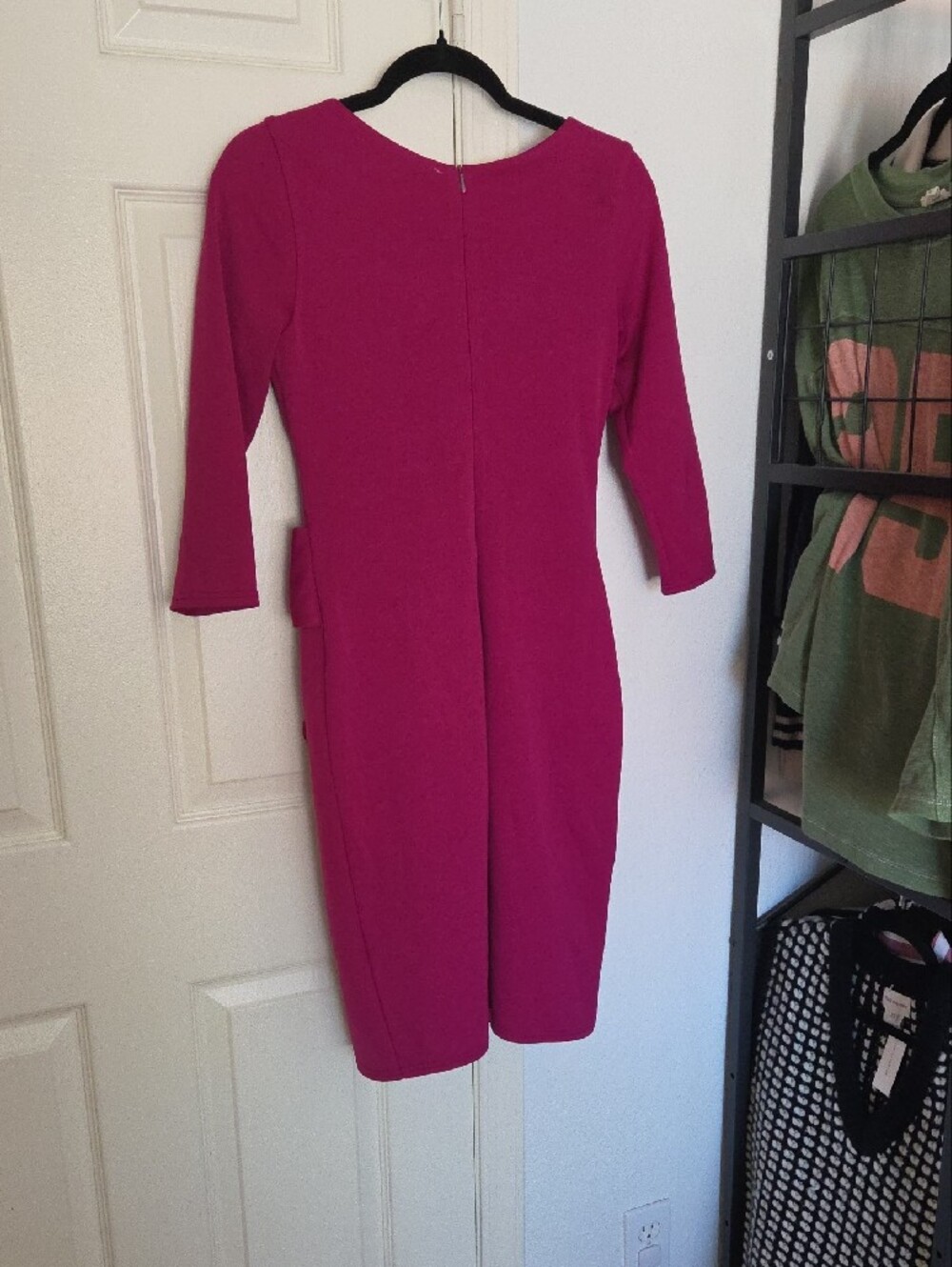 City Goddess London Fitted Pink Sheath Dress with Bow Detail US6 - Picture 7 of 7